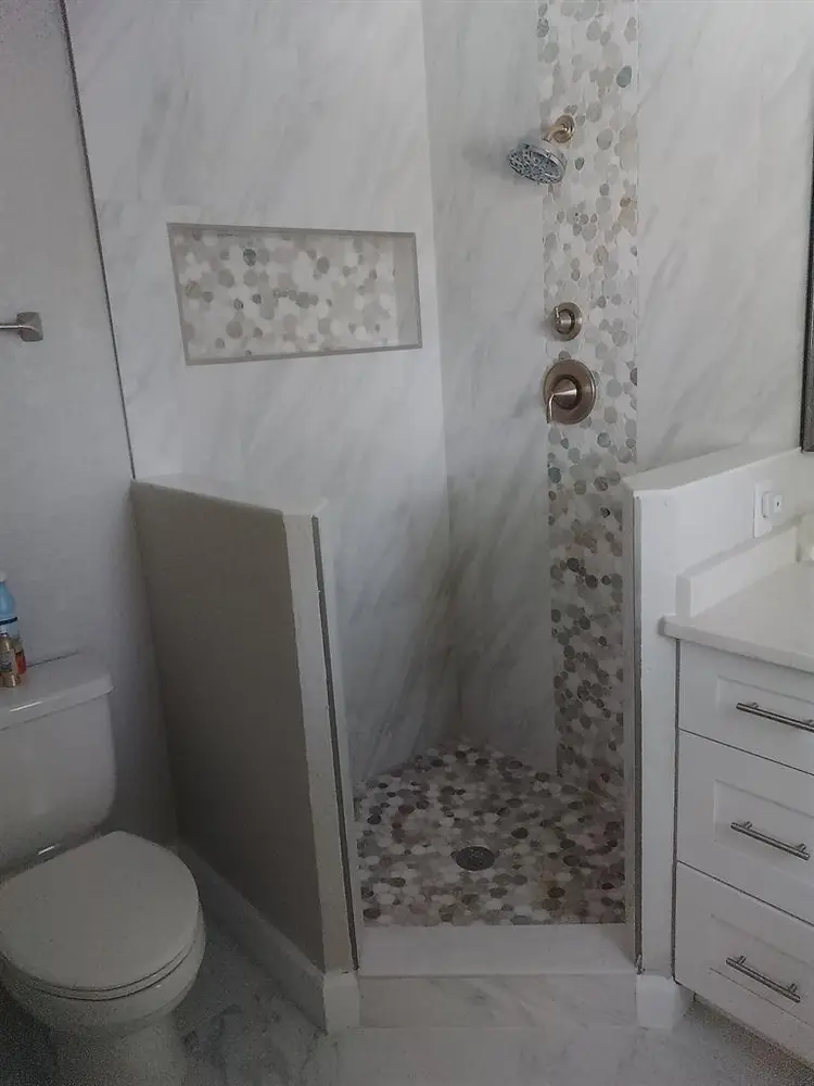 Private room w/Private bathroom
