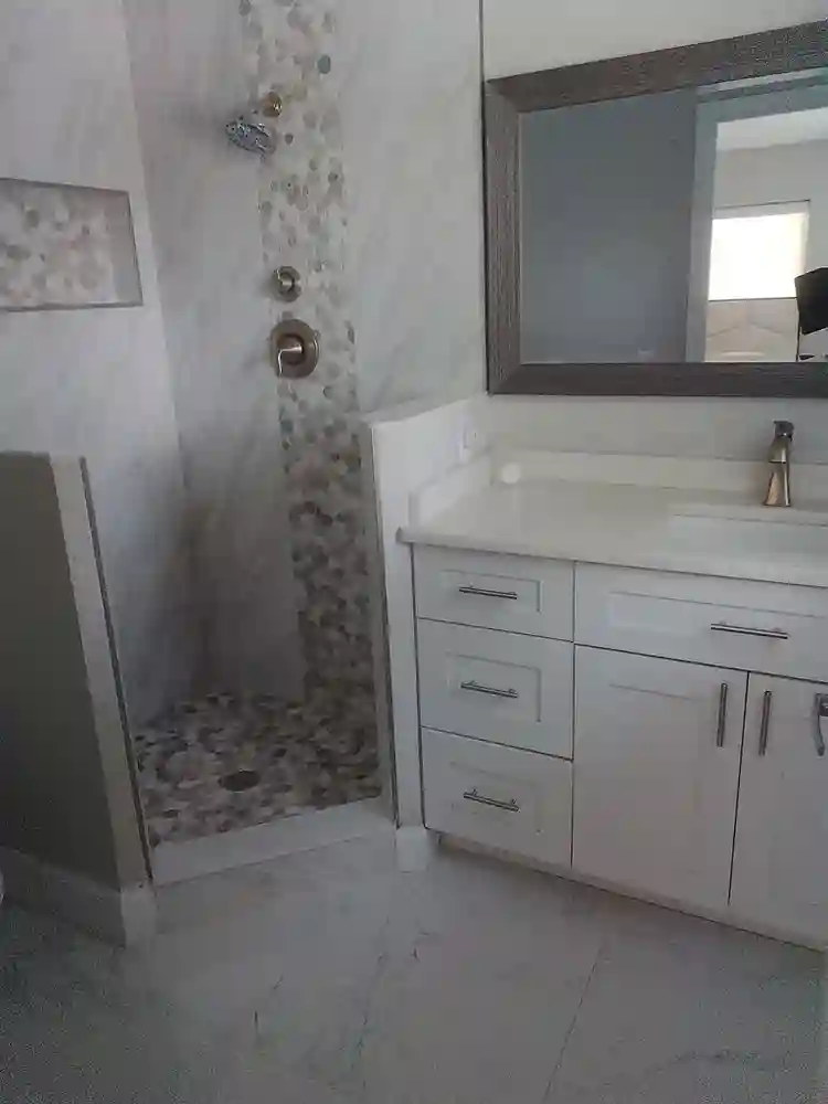 Private room w/Private bathroom