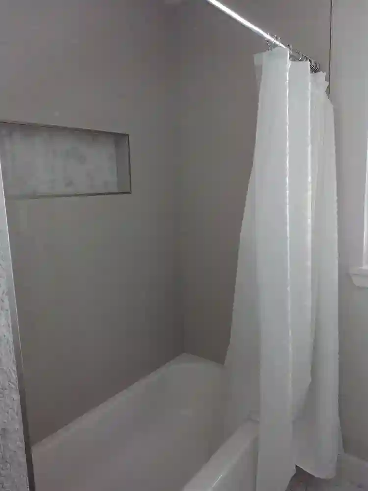 Private room w/Private bathroom