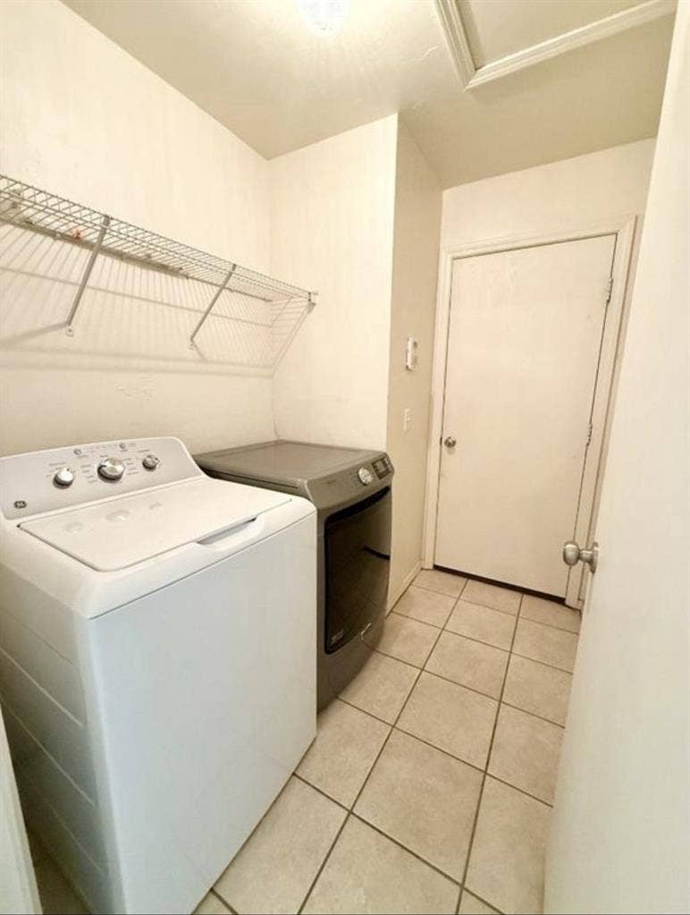 Private Bedroom + Private Bath 🏡🛁