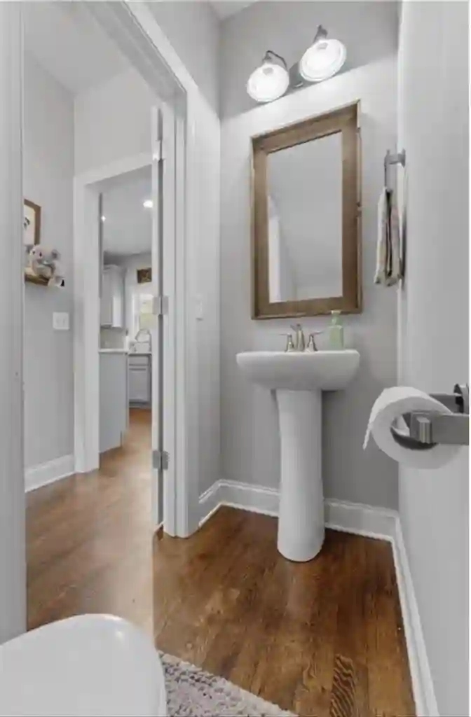 Room for Rent in a nice house