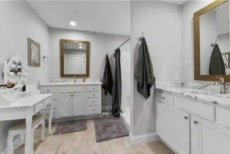 Room for Rent in a nice house