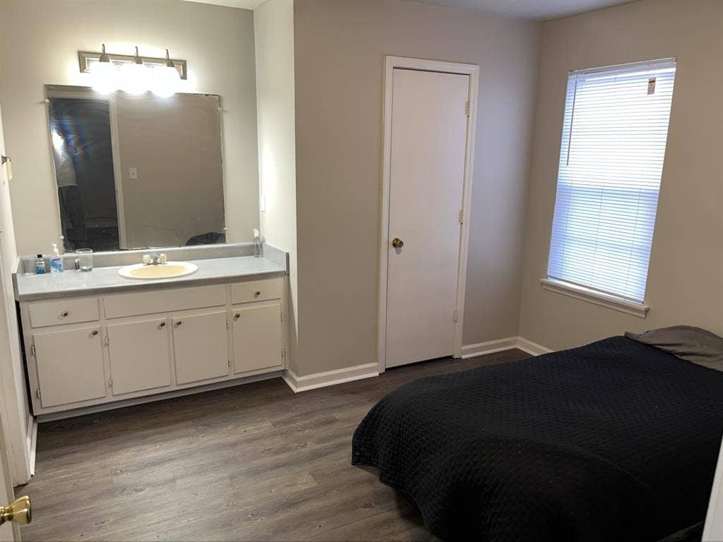 Room for Rent in a nice house