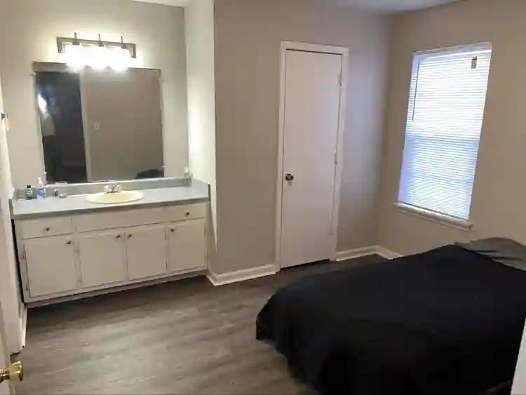 Room for Rent in a nice house