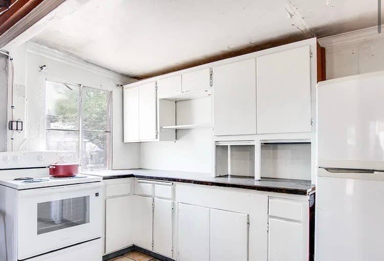 Room for rent/roommate wanted