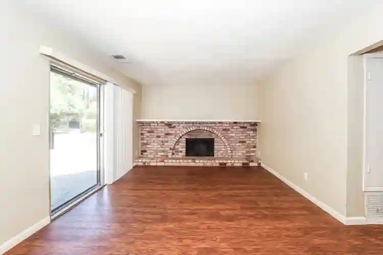 Full And Entire House For Rent