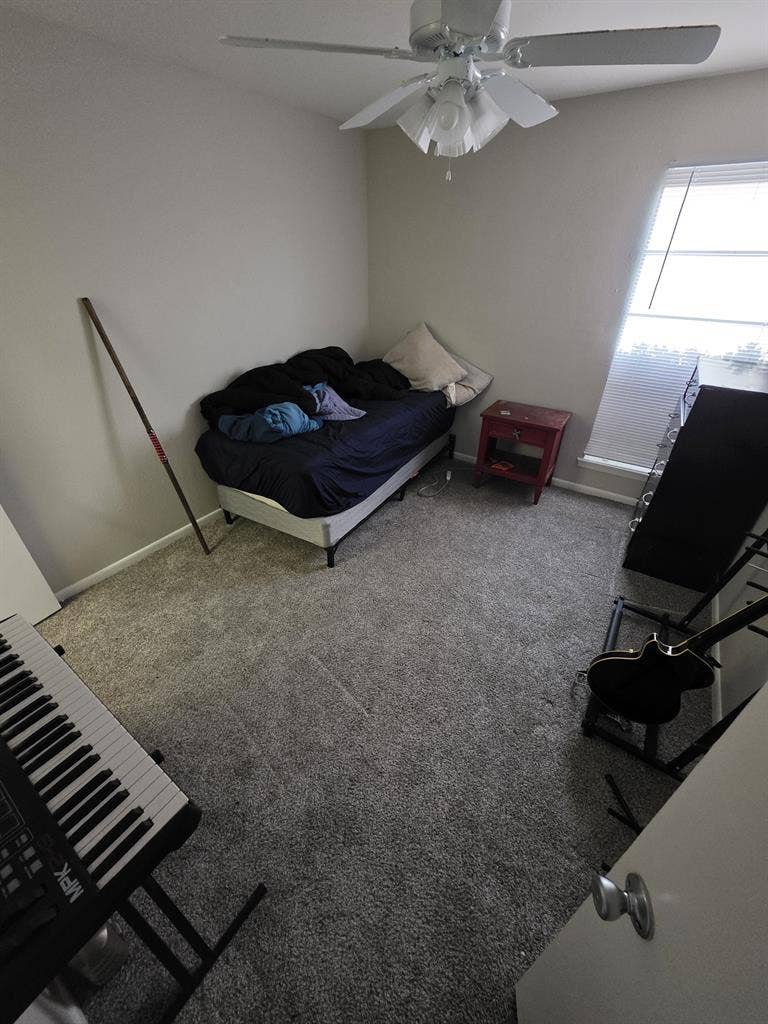 Room for rent, Free Utilities