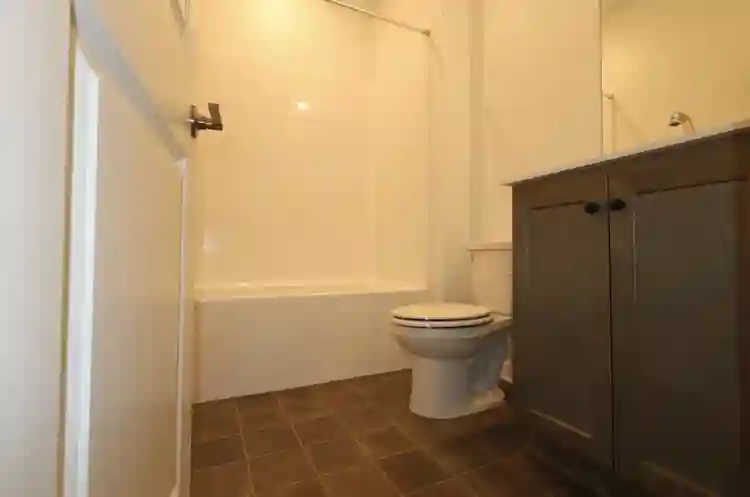 Winchester room w/ bathroom