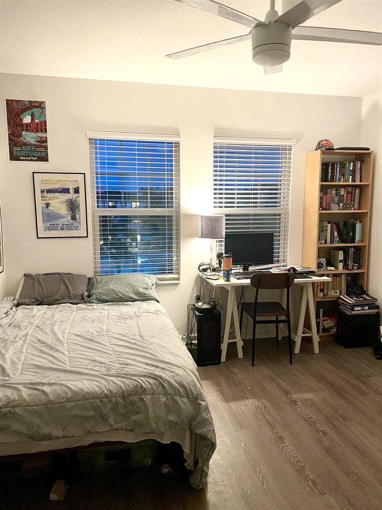 2 Bed / 2 Bath Apartment Available