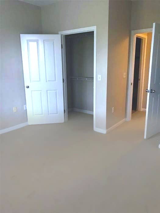 1.5 bed/1bath available in PVD