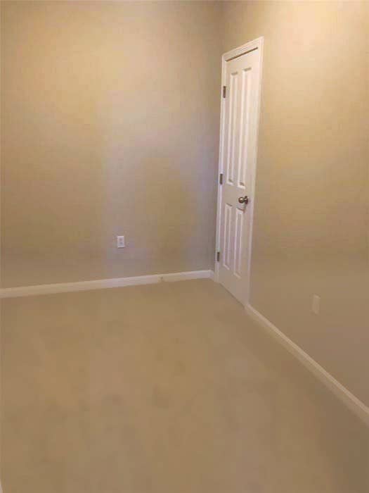 1.5 bed/1bath available in PVD