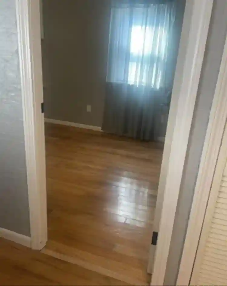 Unfurnished room