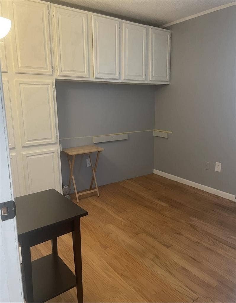 Unfurnished room