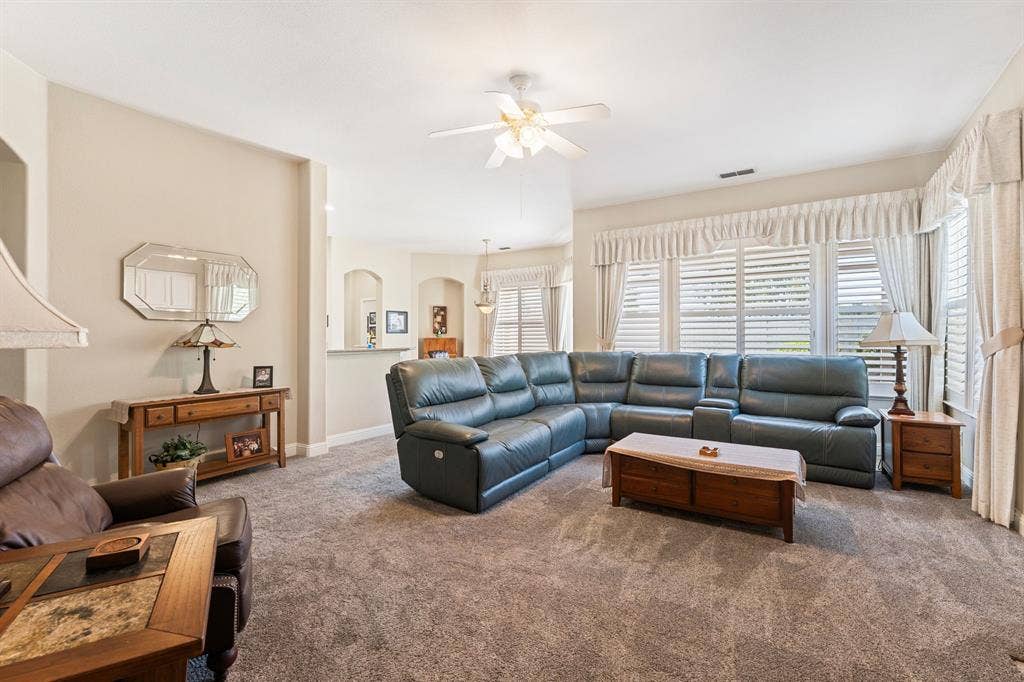 Private 2-Bed/1-Bath Folsom Wing