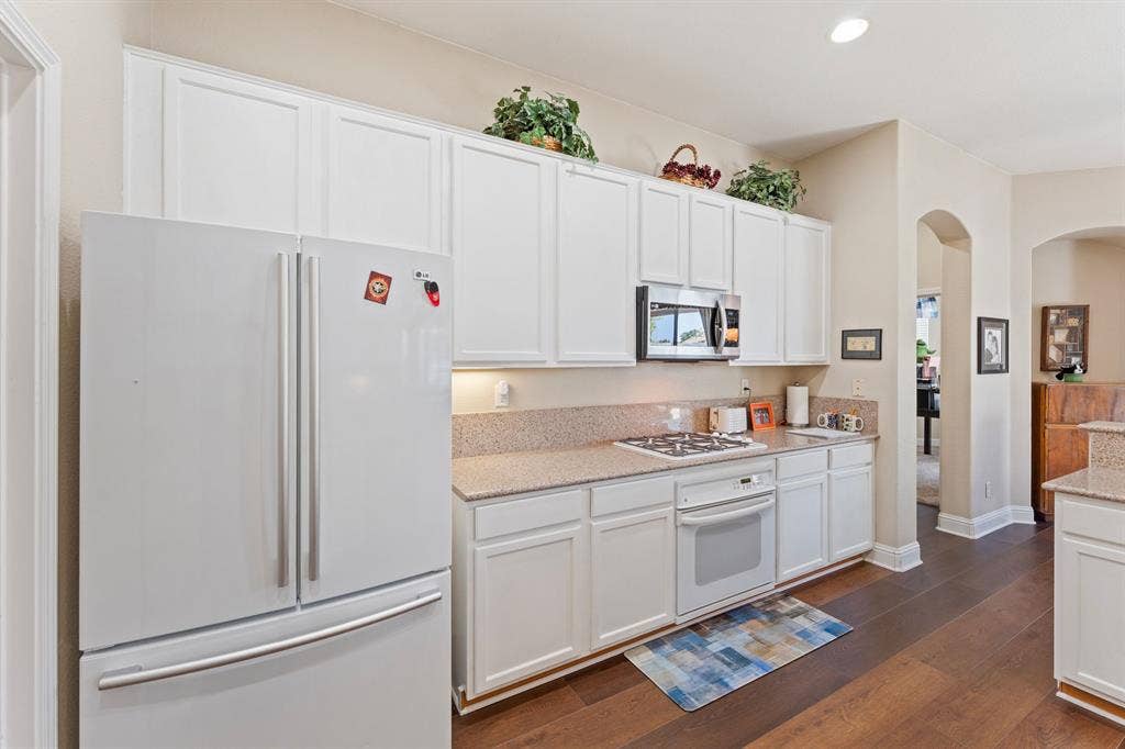Private 2-Bed/1-Bath Folsom Wing