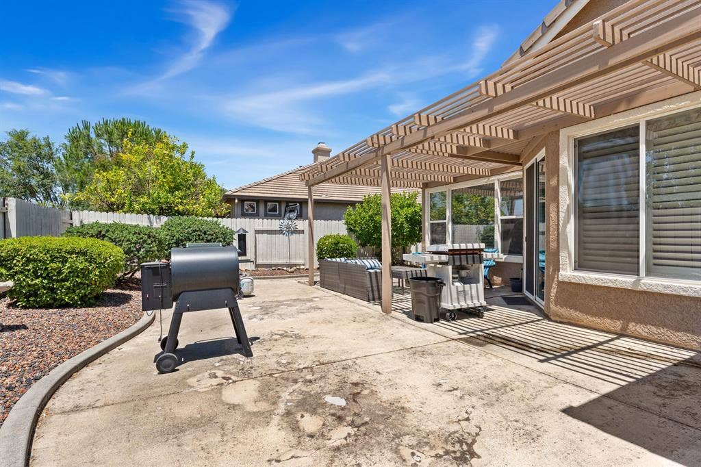 Private 2-Bed/1-Bath Folsom Wing