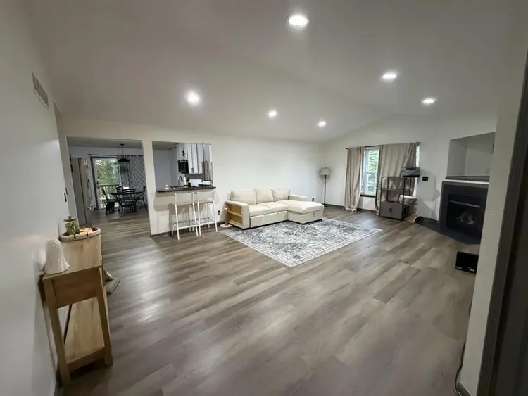 Auburn Hills Room for Rent
