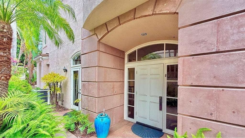 Room available - University City