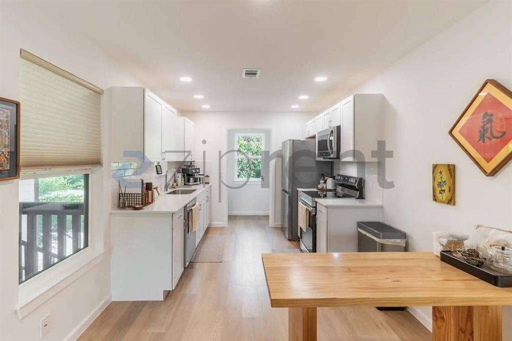 Renovated Condo in North Austin
