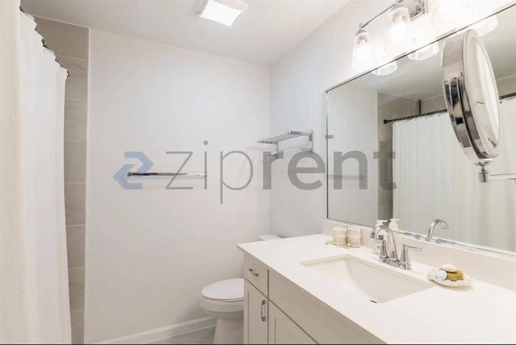 Renovated Condo in North Austin