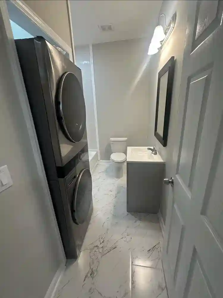 Newly renovated 4BR 2bath house