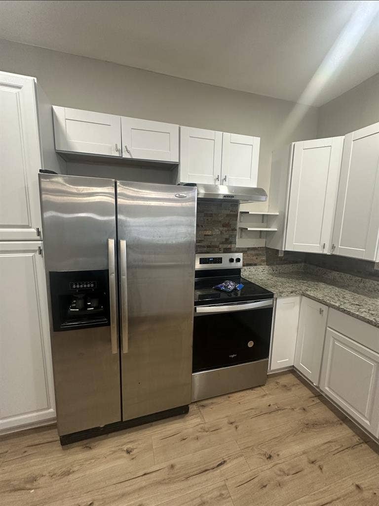 Newly renovated 4BR 2bath house