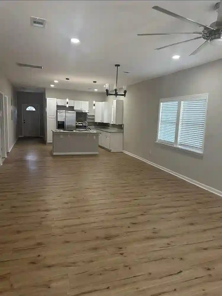 Newly renovated 4BR 2bath house