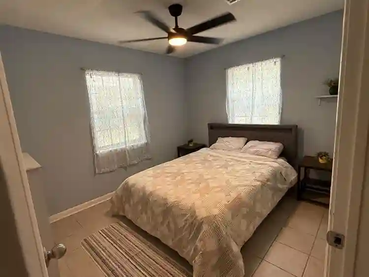 🏠 Private Rooms Available