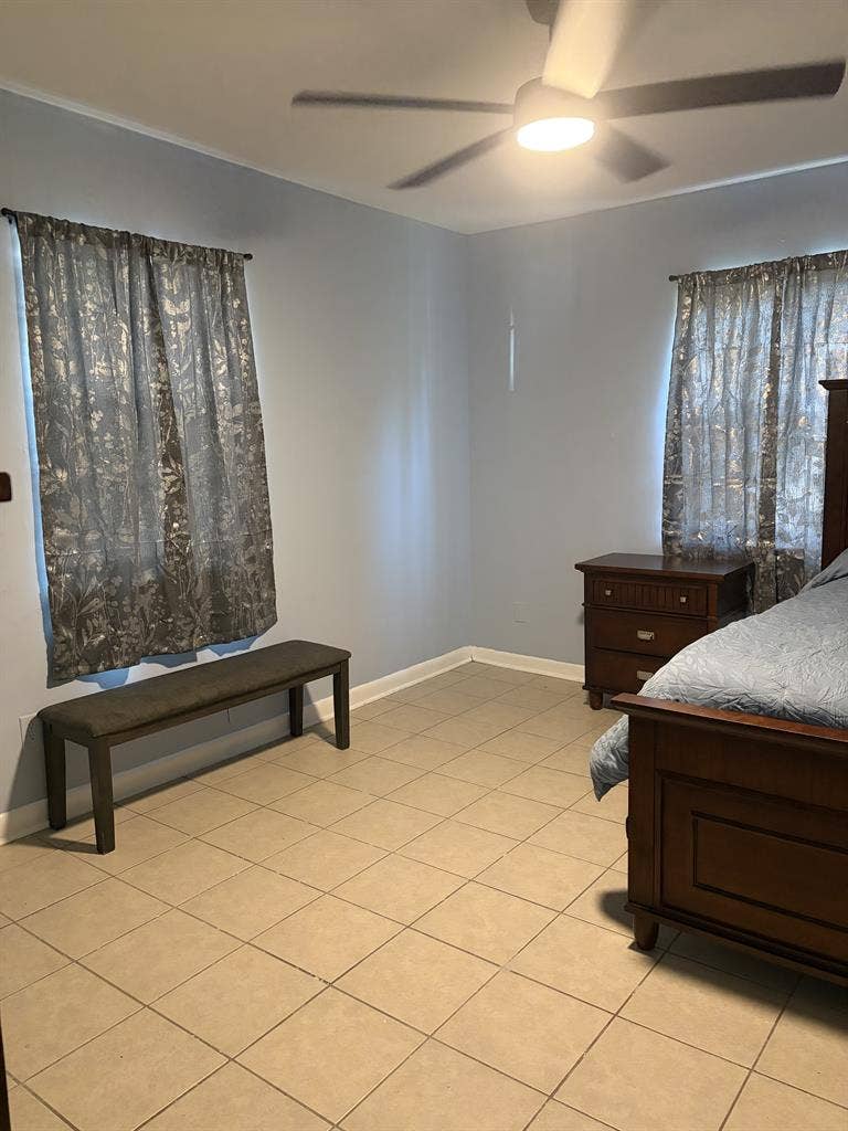 🏠 Private Rooms Available