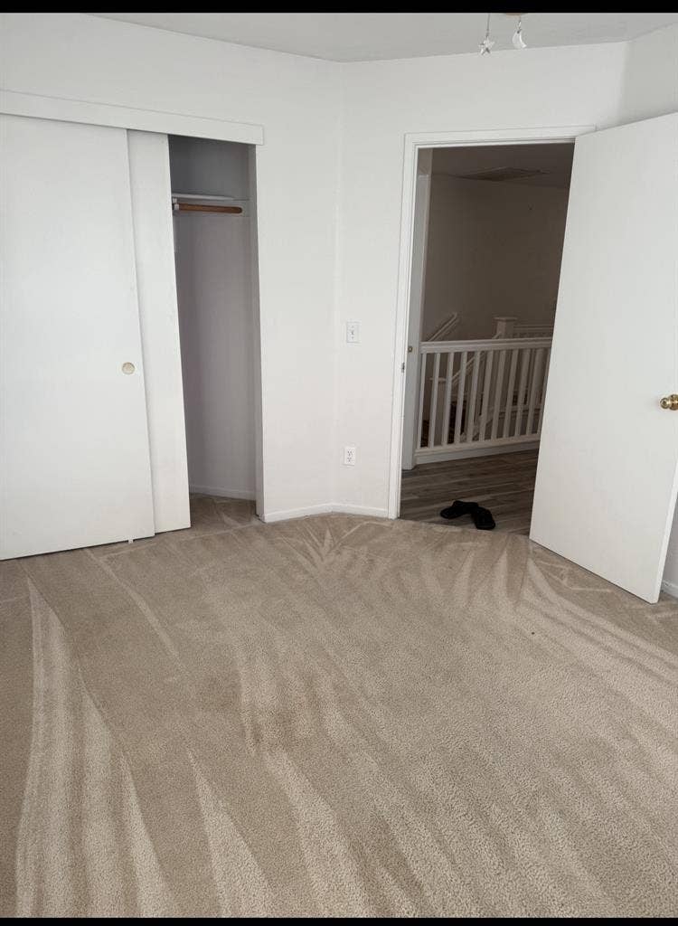 Unfurnished Room for Rent