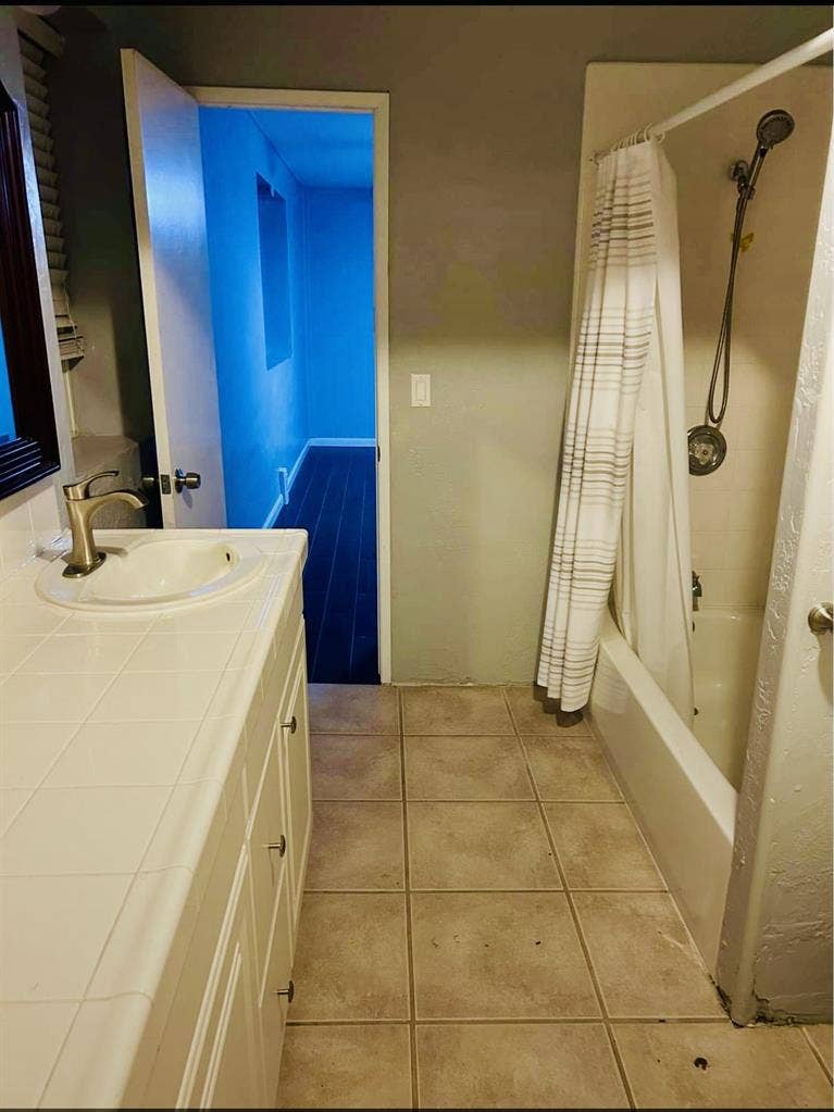 Private room for rent