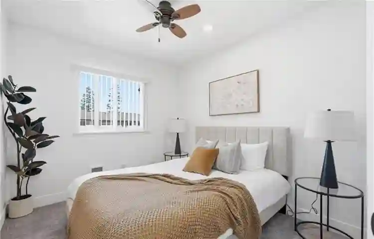 Townhouse in South Coast Metro