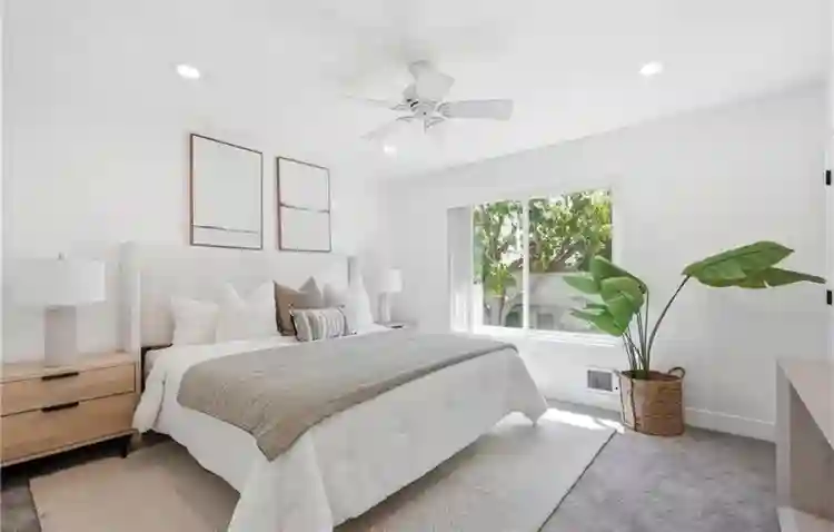 Townhouse in South Coast Metro