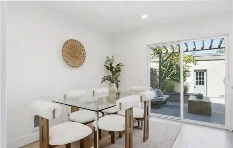 Townhouse in South Coast Metro