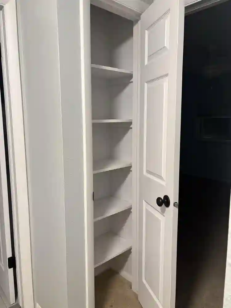 Roommate wanted