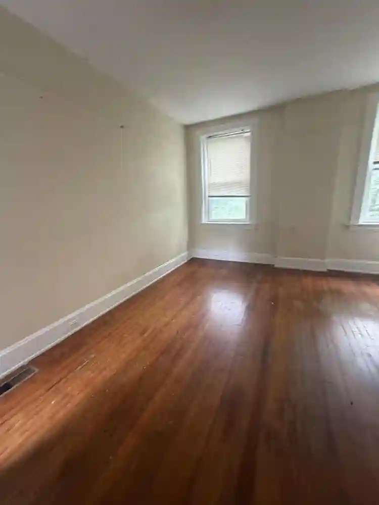 I need someone to take my room ASAP