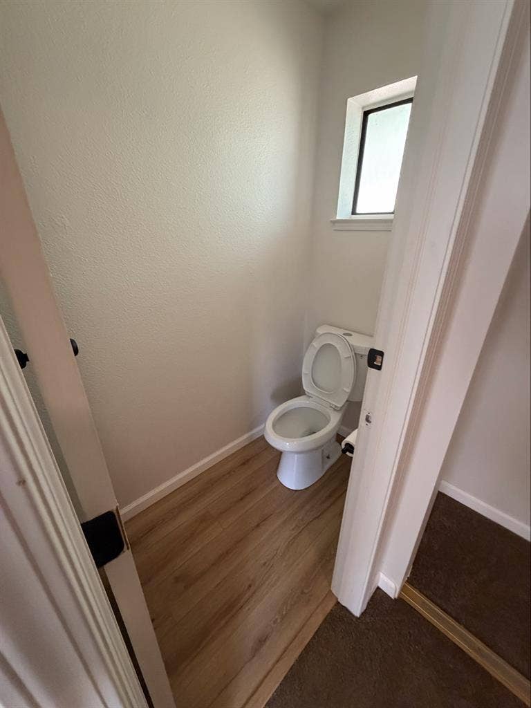 Large master suite available now