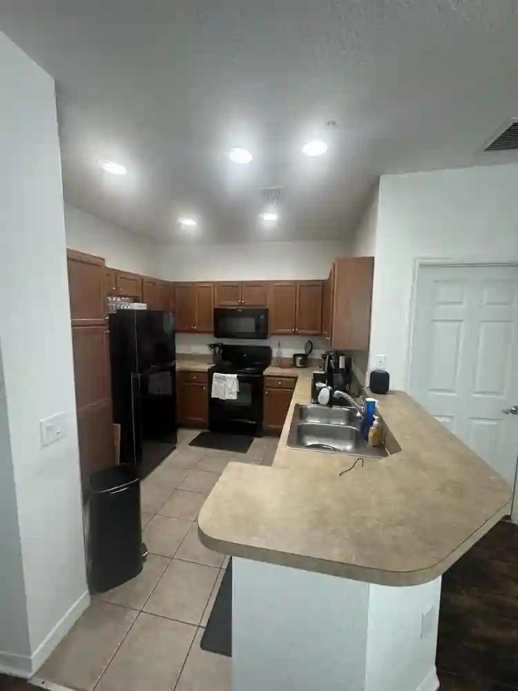 Room near mall at Millenia!