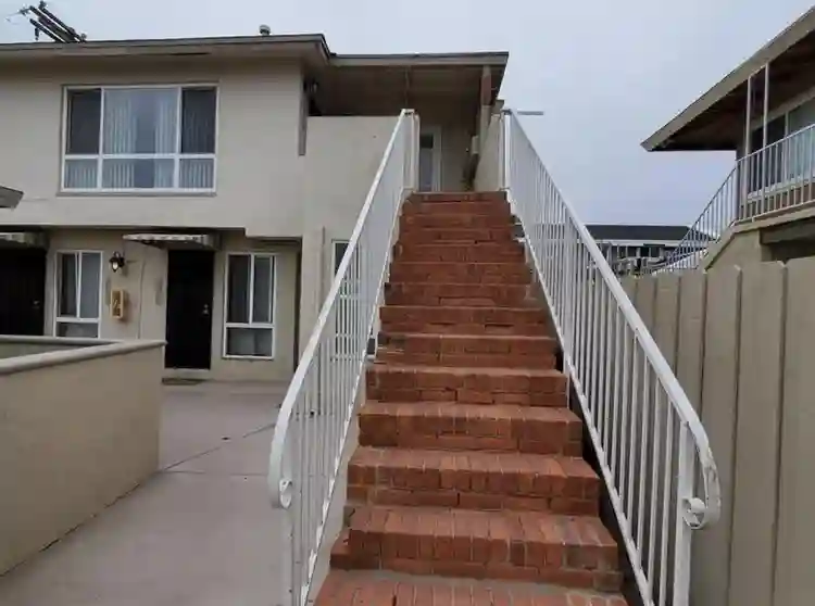 Looking for Roomie Incredible spot!