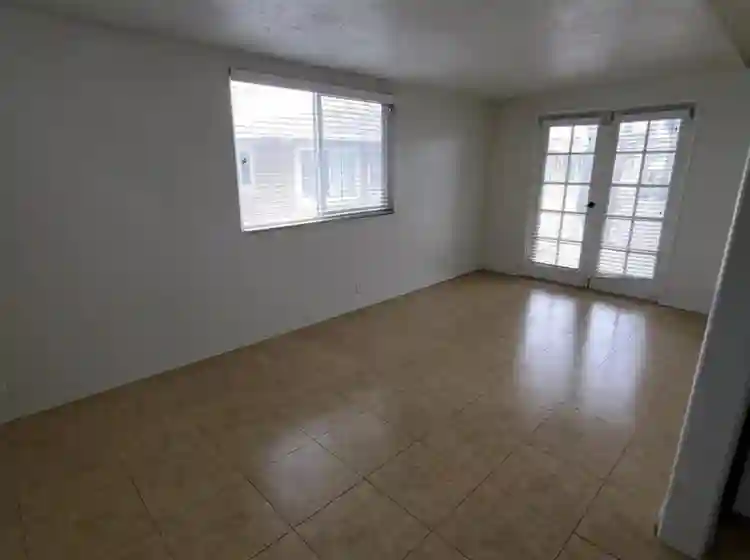 Looking for Roomie Incredible spot!