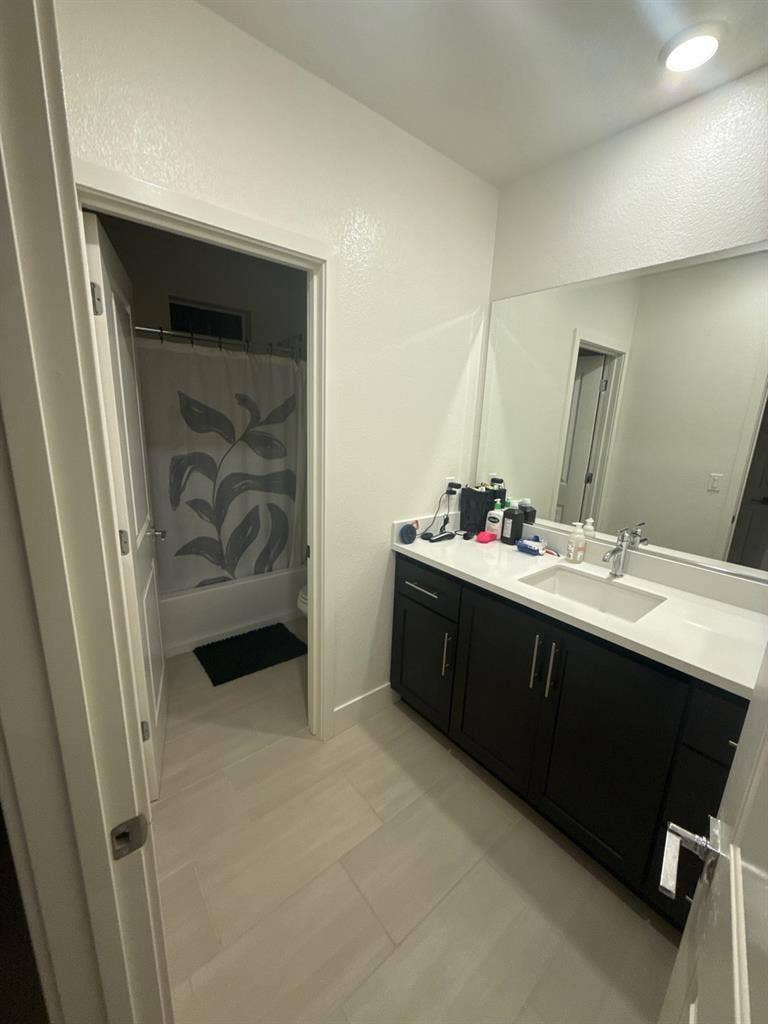 200 sqFT bedroom for rent in Dublin
