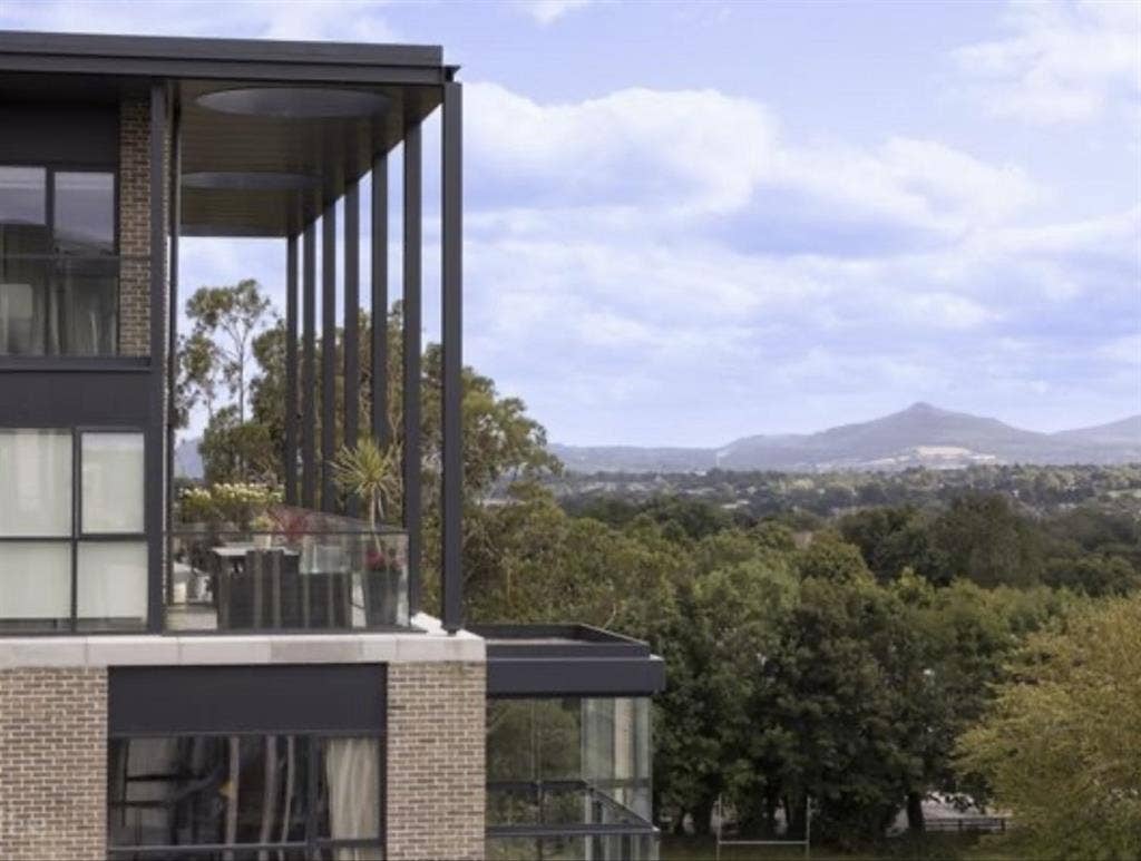 Double Room in Penthouse €1475