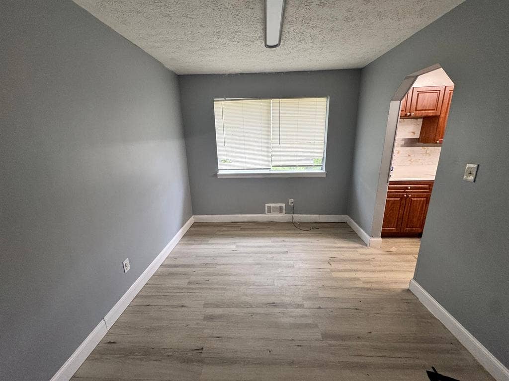 4 BR in College Park