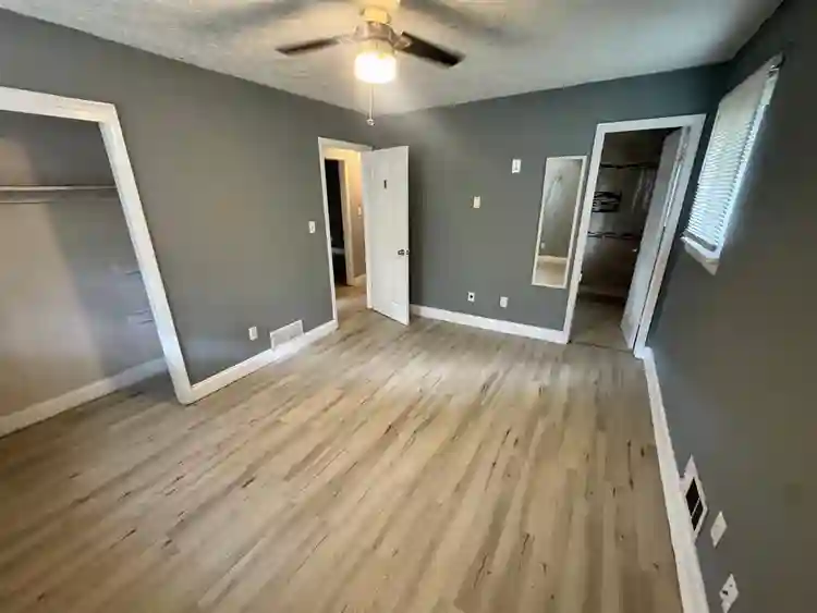 4 BR in College Park
