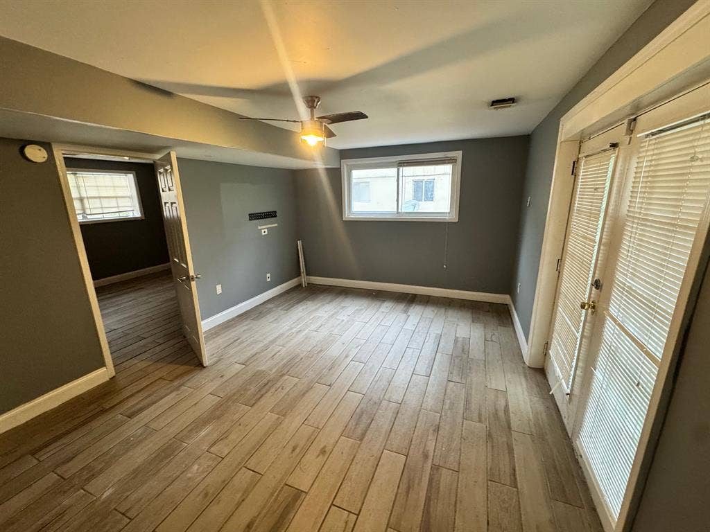 4 BR in College Park