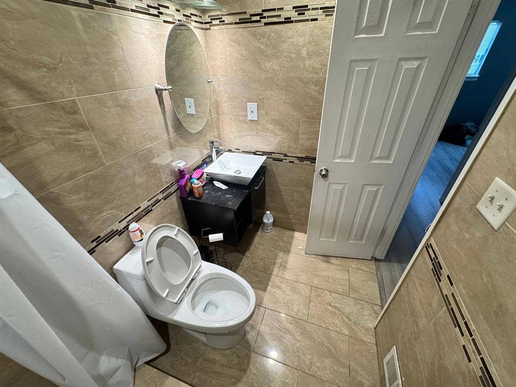 4 BR in College Park