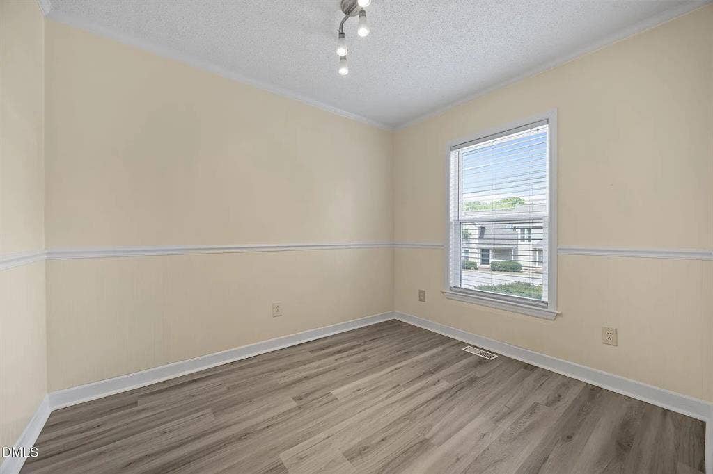3 BR in Raleigh