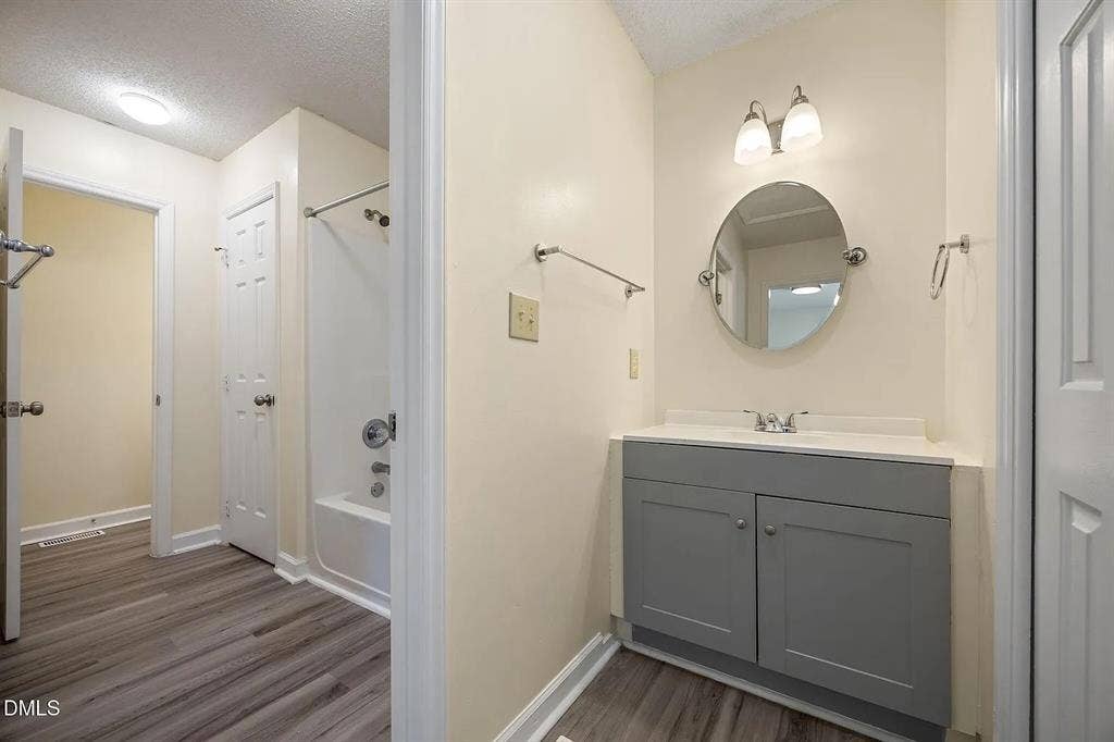 3 BR in Raleigh