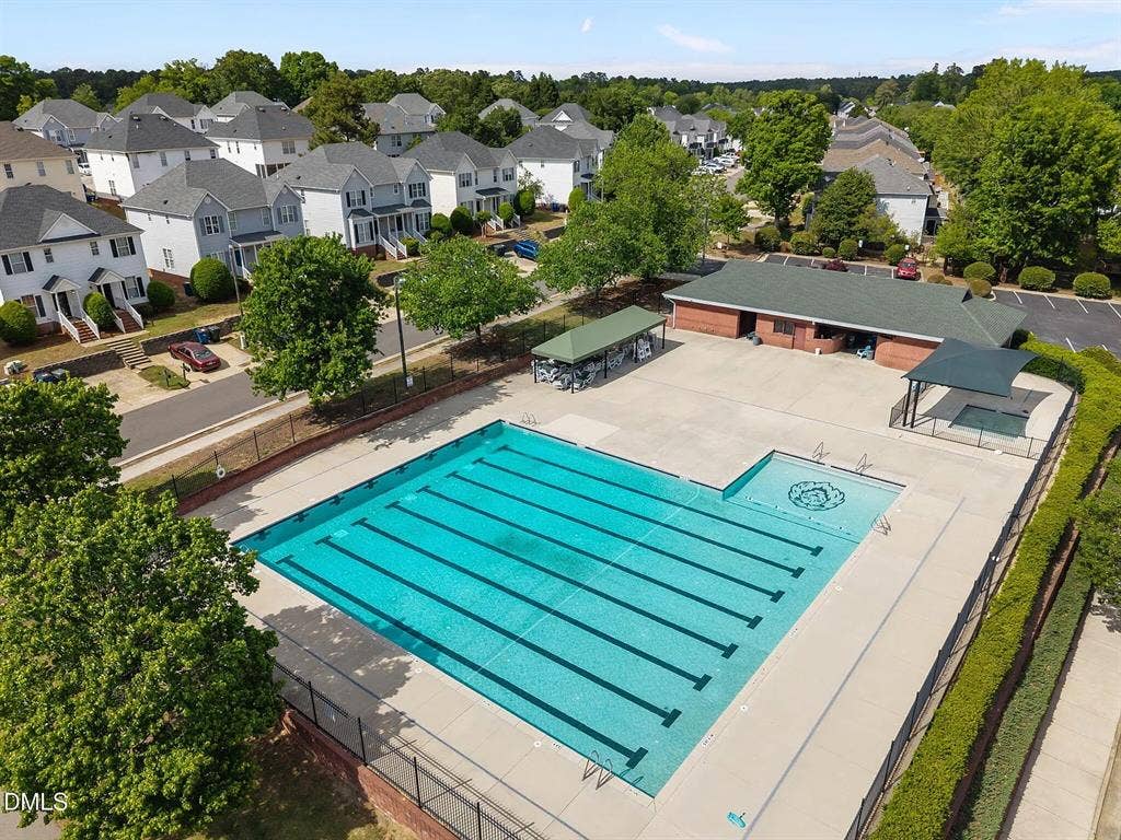 3 BR in Raleigh