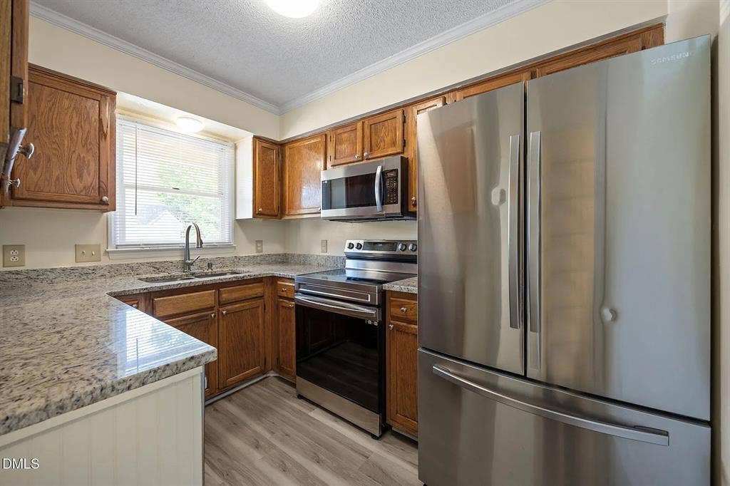 3 BR in Raleigh